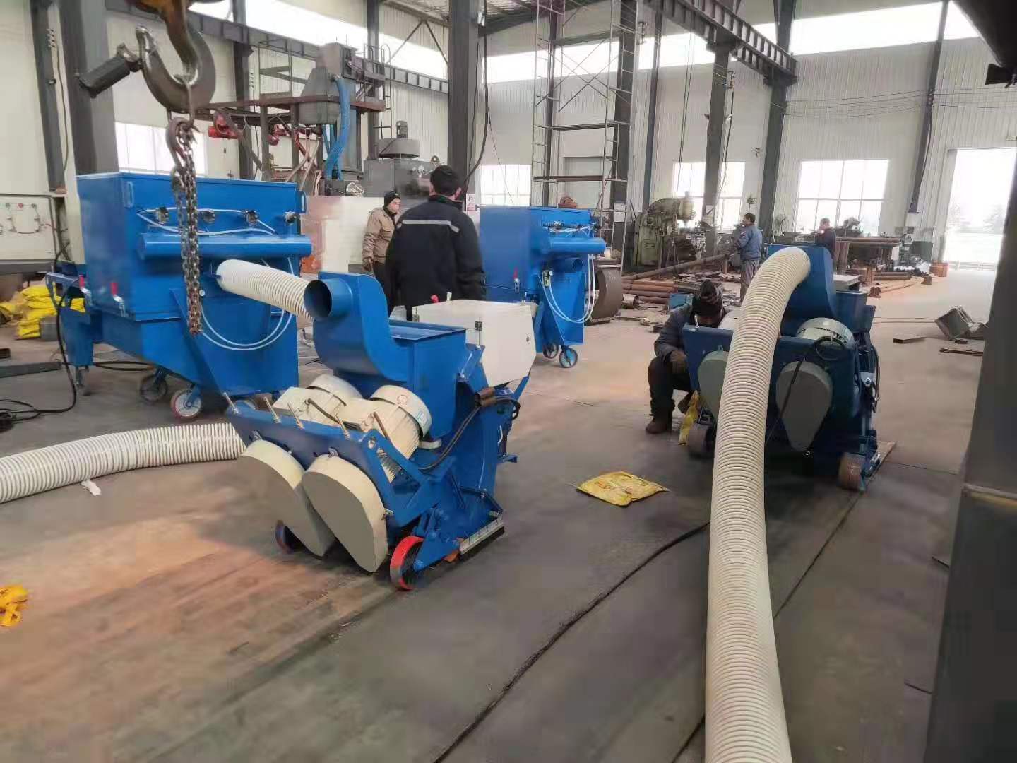 青海省吊鉤式拋丸除銹清理機_青海省吊鉤式拋丸機_青海省吊鉤式噴丸設(shè)備_青海省吊鉤式噴砂機哪家強？